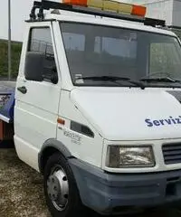 Carroattrezzi iveco daily Carroattrezzi iveco daily