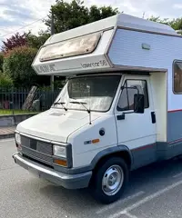 Laika 2.5 turbo Diesel Laika 2.5 turbo Diesel