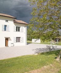Villa Bifamiliare con giardino 5000 mq a Fidenza