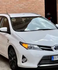 Toyota Auris Touring Sports 1.8 Hybrid Active Plus Toyota Auris Touring Sports 1.8 Hybrid Active Plus