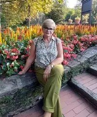 Assistente familiare, cuoca Assistente familiare, cuoca