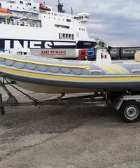 Gommone Nadir 5,40 con 40 cavalli 4 tempi suzuki Gommone Nadir 5,40 con 40 cavalli 4 tempi suzuki