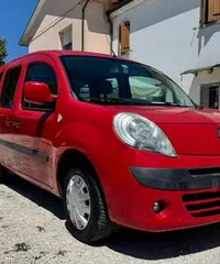 RENAULT Kangoo 3ª serie - 2010 RENAULT Kangoo 3ª serie - 2010