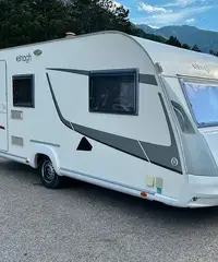 Caravan Caravan