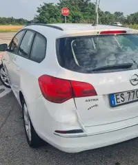 OPEL ASTRA. Euro 5b. 1.7