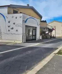 Locale commerciale a Sanluri Locale commerciale a Sanluri