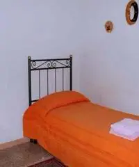 Camere singole a studentesse e lavoratrici Camere singole a studentesse e lavoratrici