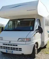 Camper sun roller