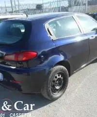 ALFA ROMEO 147 AUTOVETTURA 5 porte diesel del 2005 ALFA ROMEO 147 AUTOVETTURA 5 porte diesel del 2005