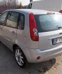 Ford Fiesta 1.2 16V 3p. Titanium Ford Fiesta 1.2 16V 3p. Titanium