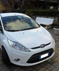 Vendo ford fiesta 2010