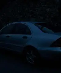 Mercedes-Benz anno 2002 Mercedes-Benz anno 2002