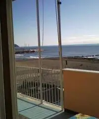 Affittasi openspace stupendo sul mare Affittasi openspace stupendo sul mare