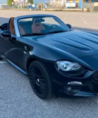 FIAT 124 spider Abarth FIAT 124 spider Abarth