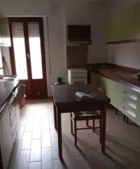 Camere arredate in Via Perez per studentesse Camere arredate in Via Perez per studentesse