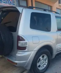 Mitsubishi Pajero 3.2 16V DI-D 3p. GLS1 Mitsubishi Pajero 3.2 16V DI-D 3p. GLS1