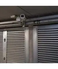 Privato affitta box auto in via D. Ferrari 4, Torino