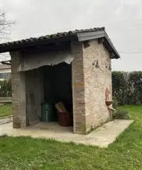 Villa stile Liberty del 1900 indipendente con giardino Alseno  (PC)