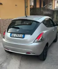 Lancia ypsilon Lancia ypsilon