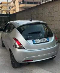 Lancia ypsilon Lancia ypsilon