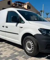 Volkswagen Caddy Business 2.0 TDI 102CV Autocarro