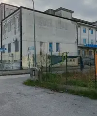 Terreno FRONTE SCUOLE SUPERIORI, COMUNE E ASILO Terreno FRONTE SCUOLE SUPERIORI, COMUNE E ASILO