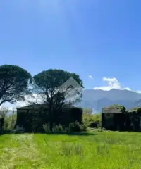 CASA SEMINDIPENDENTE A PONTECORVO