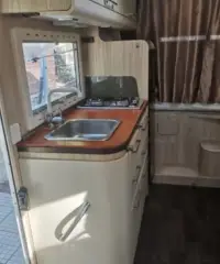 Camper caravan system internationale (C) Camper caravan system internationale (C)