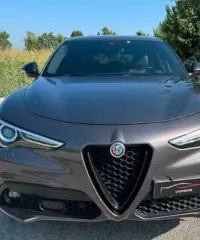 Alfa Romeo Stelvio Q4 AT8 2.2 Diesel 210 Cv Veloce