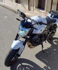 Yamaha FZ1