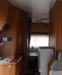 Camper mansardato 6 posti