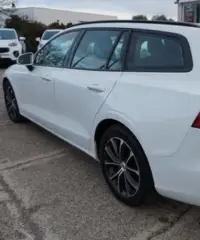 VOLVO V60 D4 Geartronic Inscription IVA COMPRESA VOLVO V60 D4 Geartronic Inscription IVA COMPRESA