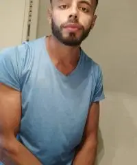 Ciao sono un ragazzo egiziano ho 24anni cerco una donna per una relazione seria Ciao sono un ragazzo egiziano ho 24anni cerco una donna per una relazione seria