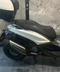 Piaggio Beverly 350 ie Piaggio Beverly 350 ie