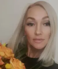 Cerco un ragazzo per il rapporto romantico Cerco un ragazzo per il rapporto romantico