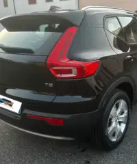 Volvo XC40 T2 Geartronic FULL OPTIONAL Volvo XC40 T2 Geartronic FULL OPTIONAL