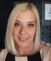 Alla ricerca di complicità, fiducia e un pizzico di follia Alla ricerca di complicità, fiducia e un pizzico di follia