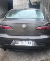 Alfa Romeo 159 1.9 JTDm Distinctive Alfa Romeo 159 1.9 JTDm Distinctive