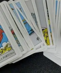 Cartomante Esperta per Consultazioni Personalizzate Cartomante Esperta per Consultazioni Personalizzate