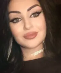 Un sorriso per iniziare una nuova storia d’amore Un sorriso per iniziare una nuova storia d’amore