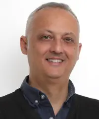 Pizzaiolo e aiuto cuoco Pizzaiolo e aiuto cuoco