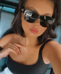 Un sorriso per iniziare una nuova storia d’amore Un sorriso per iniziare una nuova storia d’amore