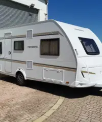 Weinsberg CaraOne 540 EUH 6 posti letti gemelli Weinsberg CaraOne 540 EUH 6 posti letti gemelli
