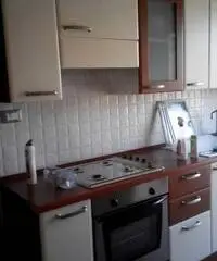Affittasi posto letto in appartamento Affittasi posto letto in appartamento