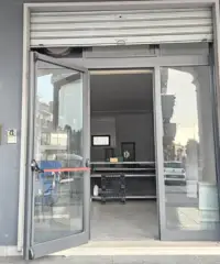 Spazio commerciale BA003309