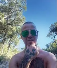 CERCO DONNA O RAGAZZA CERCO DONNA O RAGAZZA