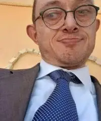 STO  CERCANDO  UNA  DONNA SICILIANA DI  PALERMO