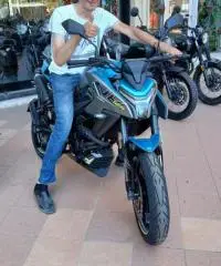 STO  CERCANDO  UNA  DONNA SICILIANA DI  PALERMO