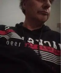 Lucio 54. Italiano celibe Lucio 54. Italiano celibe