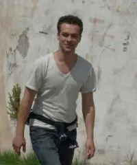 uomo 38 anni cerca donna bari